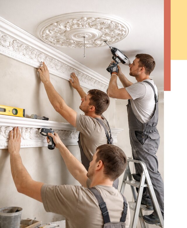 Монтаж лепнины на потолок в Горно-Алтайске от 3318 руб. быстро и недорого | ОТДЕЛОЧНИК-Грн